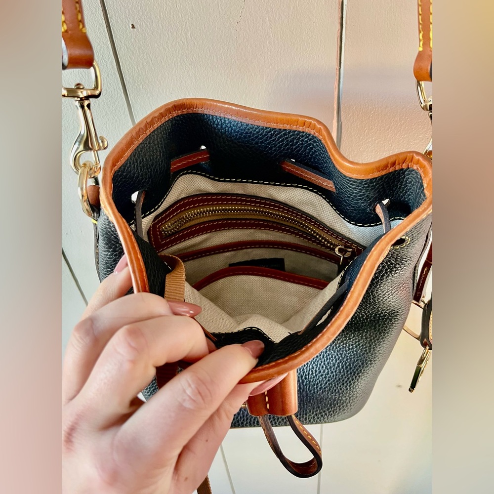 Dooney & Bourke Black and Tan Crossbody Bag - Picture 6 of 10